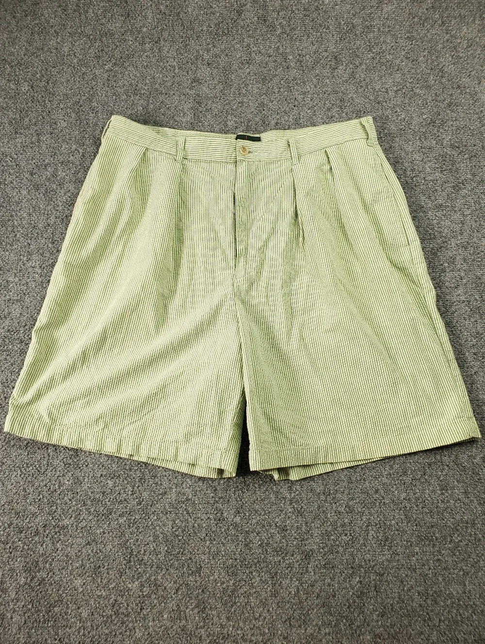 Vintage J Crew Oarsman Seersucker Pleated Shorts 36 Green Striped Cotton Preppy